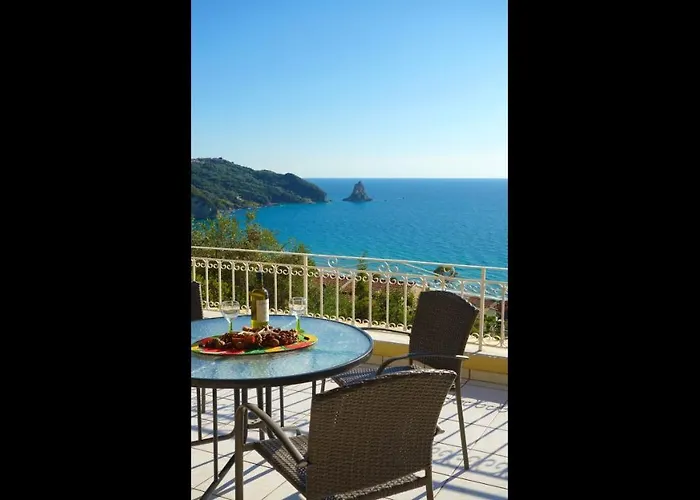 Natalia Loft C With Panoramic Sea Views Of Agios Gordios Bay *