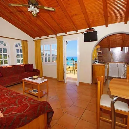 Natalia Loft C With Panoramic Sea Views Of Agios Gordios Bay Апартаменты Агиос-Гордиос